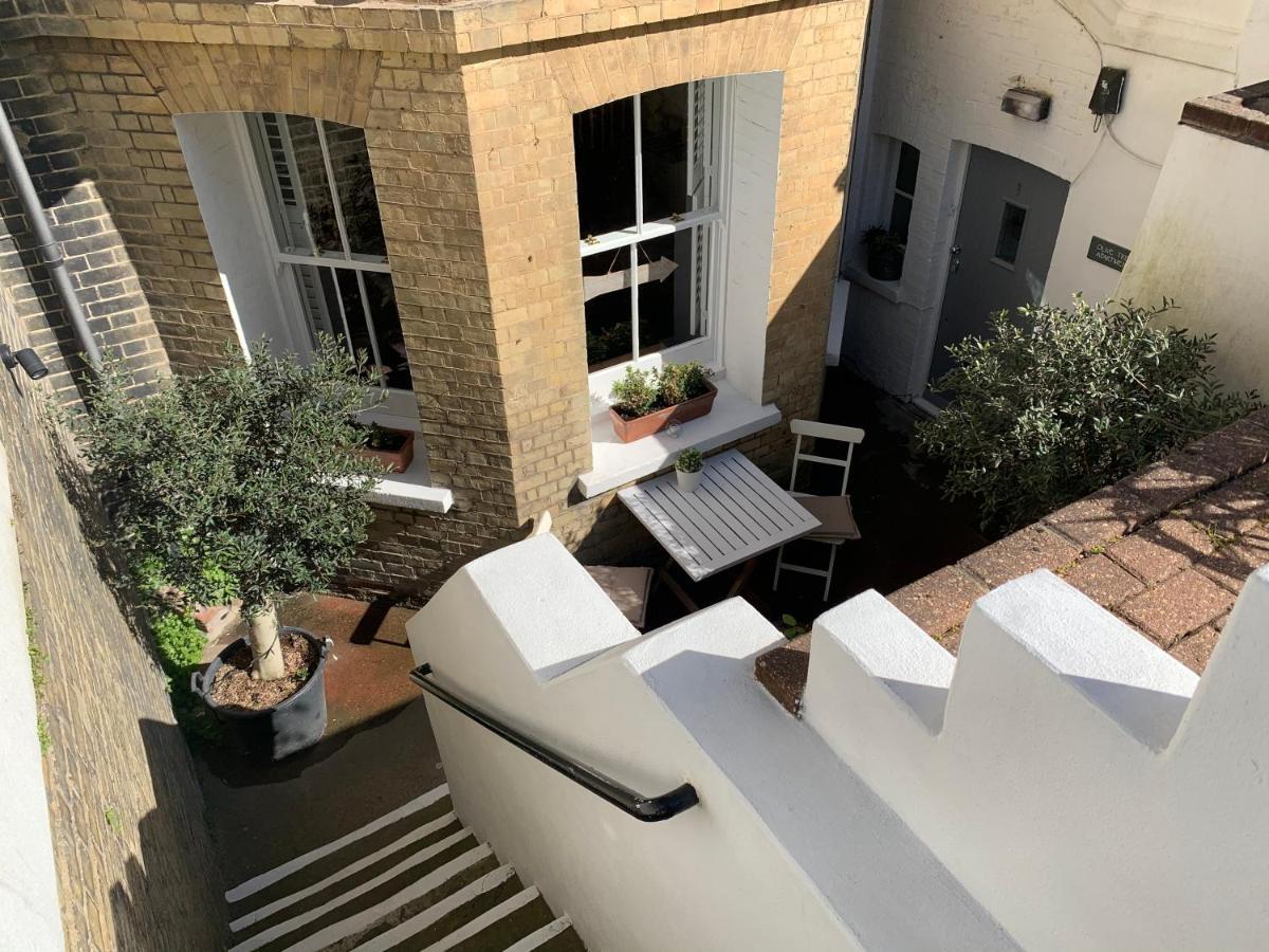 Olive Tree Apartment Hove Extérieur photo